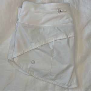 LULULEMON SPEED UP SHORTS SIZE 4